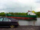 Boats on roof and river 005 (2).jpg (64827 bytes)